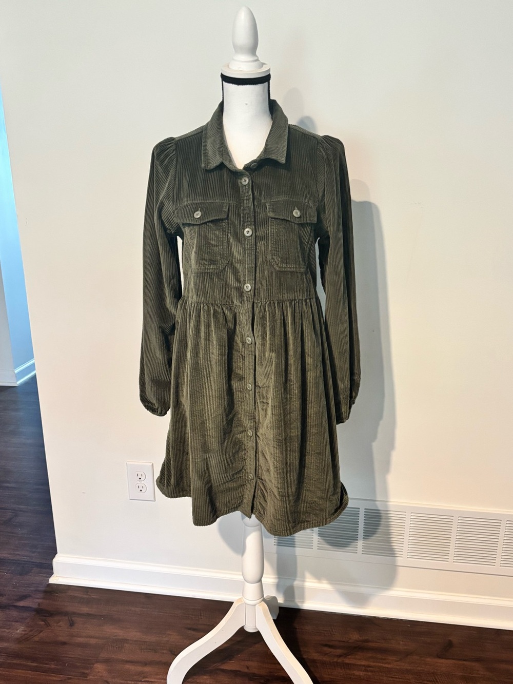 American Eagle Corduroy Button-Front Shirtdress in Olive Green